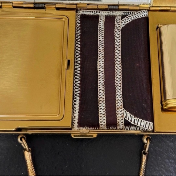 Stunning vintage 1950’s Mother of Pearl and brass minaudiere, clutch - Picture 3 of 8